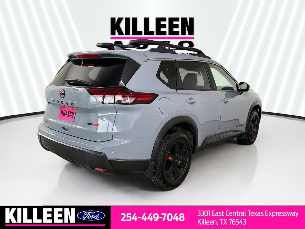 Used 2025 Nissan Rogue SV AWD/4WD image 9