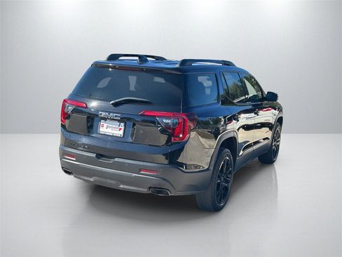 Used 2022 GMC Acadia SLT w/ Elevation Edition image 5