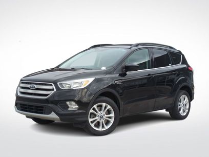 Used 2018 Ford Escape SE w/ SE Sync 3 Package