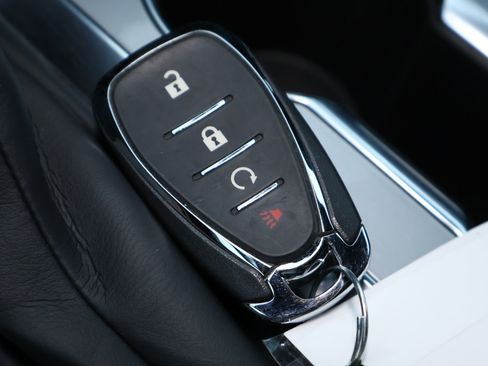 Used 2025 Chevrolet Blazer LT FWD image 23