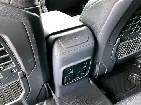 Used 2024 Ford Bronco Big Bend image 31