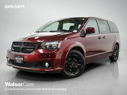 Used 2019 Dodge Grand Caravan SXT w/ Blacktop Package FWD image 1