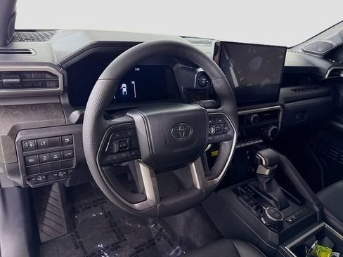 Certified 2024 Toyota Tacoma Limited AWD/4WD image 10