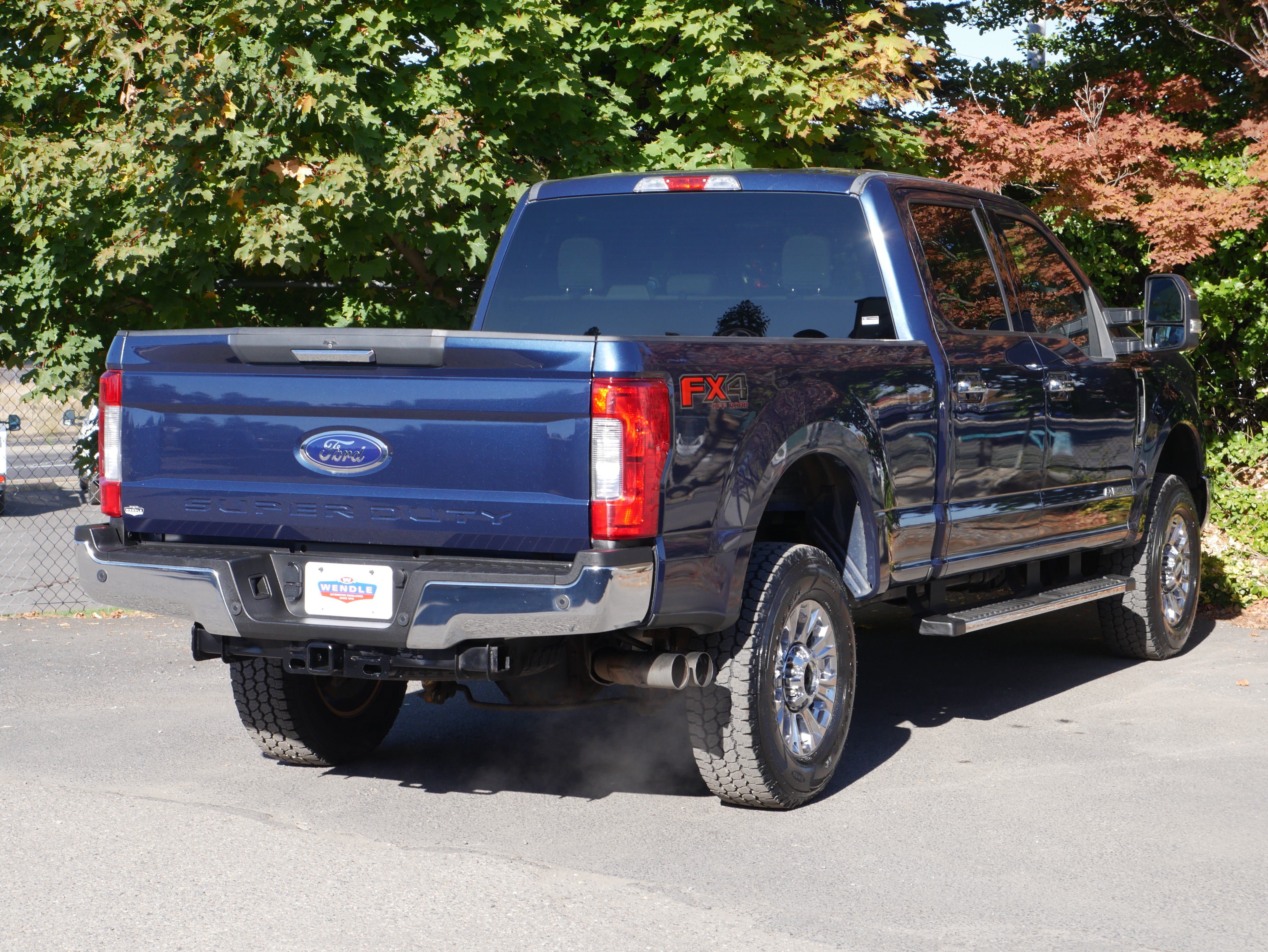Used 2017 Ford F250 XLT w/ XLT Premium Package AWD/4WD image 24