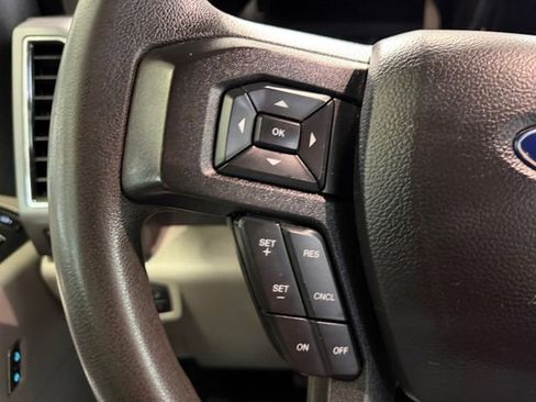 Used 2019 Ford F350 XLT w/ XLT Premium Package AWD/4WD image 17