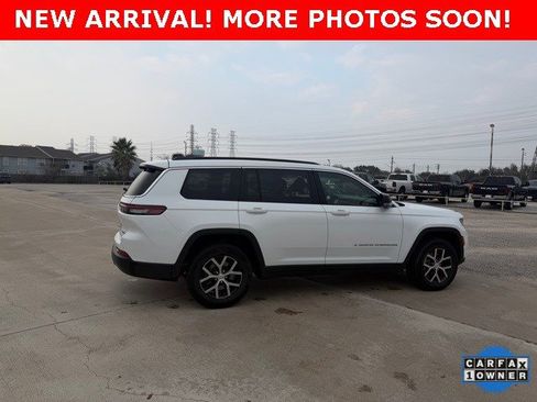 Used 2024 Jeep Grand Cherokee L Limited w/ Luxury Tech Group II image 3