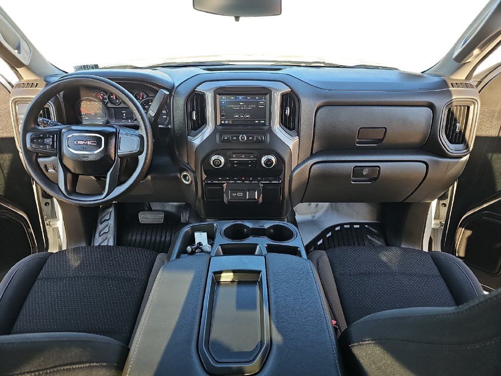 Used 2023 GMC Sierra 1500 Pro w/ Trailering Package RWD image 9