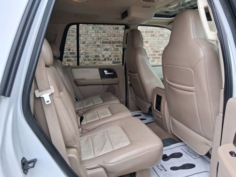 Used 2004 Ford Expedition Eddie Bauer image 40
