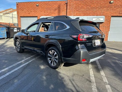 Used 2023 Subaru Outback Limited image 5