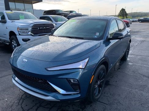 Used 2025 Buick Envista Sport Touring w/ Convenience I Package FWD image 9