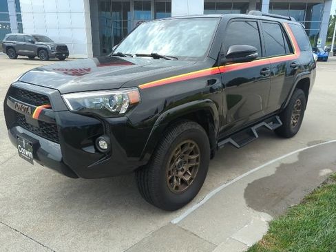 Used 2023 Toyota 4Runner 40th Anniversary SE AWD/4WD image 10