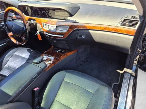 Used 2011 Mercedes-Benz S 550 image 18