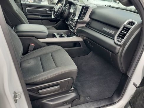 Used 2019 RAM 1500 Big Horn AWD/4WD image 15