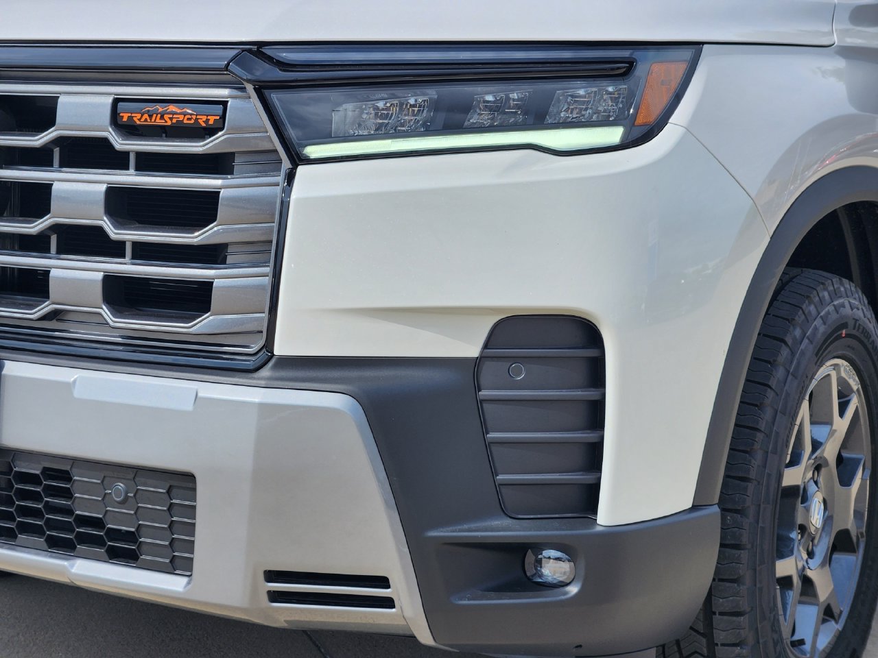New 2026 Honda Pilot TrailSport image 6