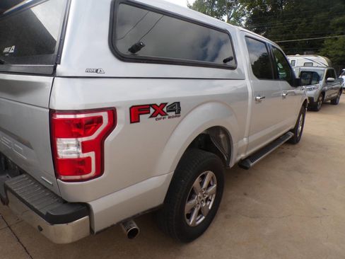 Used 2018 Ford F150 XLT w/ Equipment Group 302A Luxury image 5