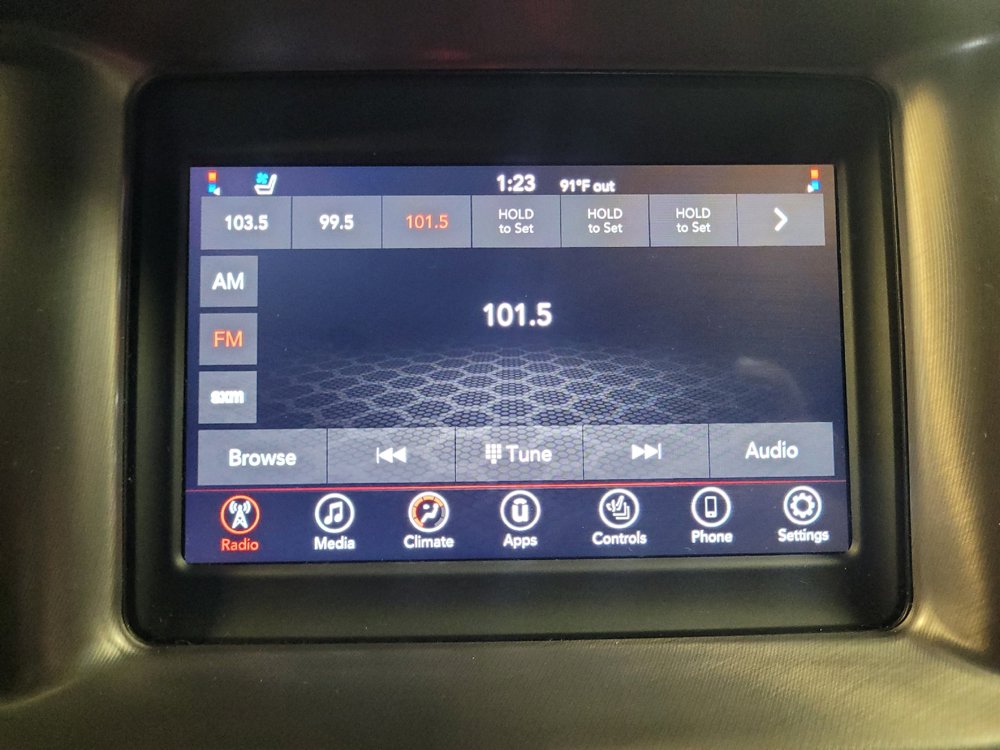 Used 2021 Dodge Charger SXT w/ Leather Interior Group RWD image 25