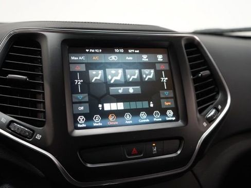 Used 2022 Jeep Cherokee Latitude Lux image 27