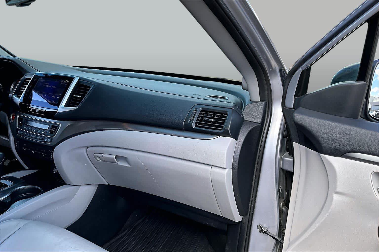 Used 2016 Honda Pilot EX-L image 17