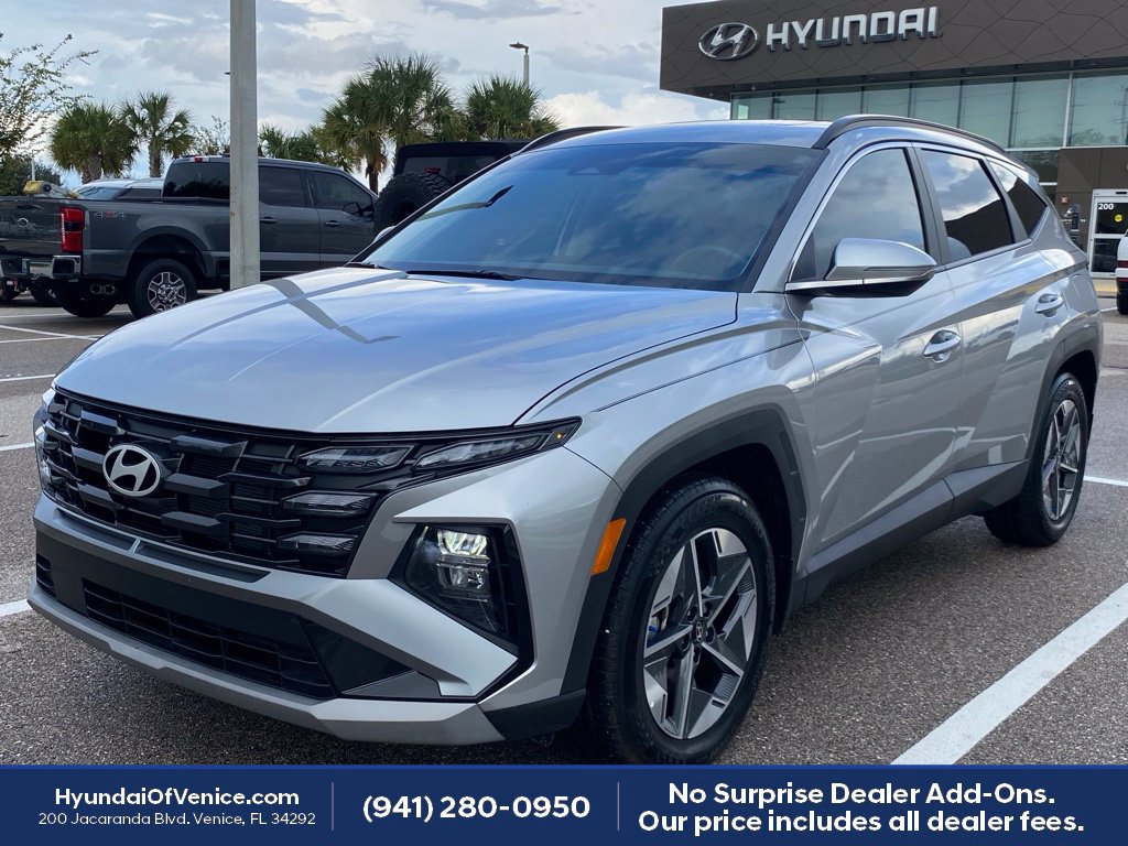 Certified 2025 Hyundai Tucson SEL FWD image 9