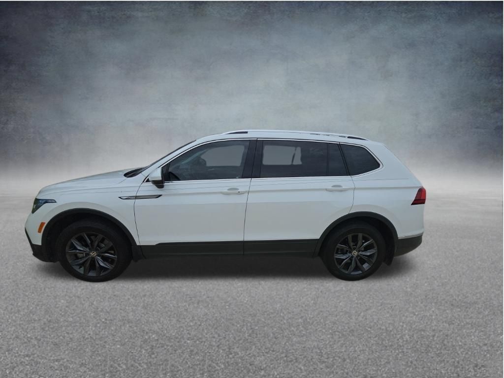 Used 2022 Volkswagen Tiguan SE FWD image 4