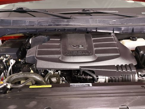 Used 2021 Nissan Titan SV w/ SV Convenience Package AWD/4WD image 20
