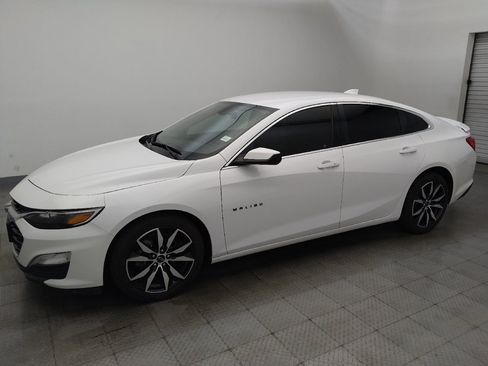 Used 2021 Chevrolet Malibu RS FWD image 2