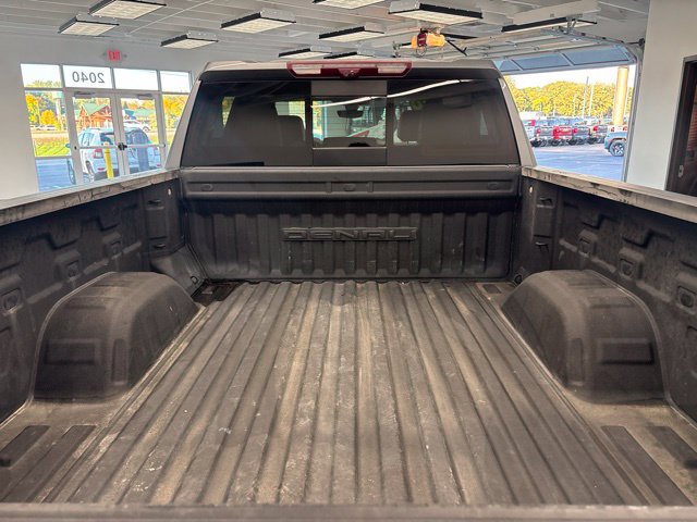 Used 2020 GMC Sierra 1500 Denali w/ Technology Package AWD/4WD image 9