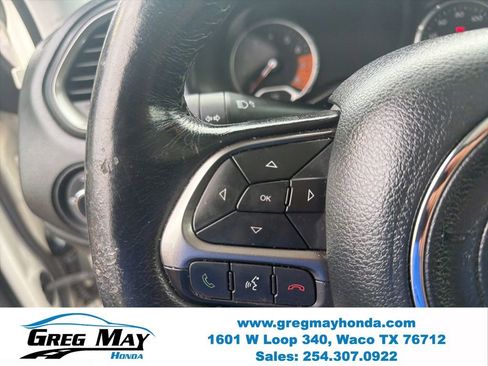 Used 2020 Jeep Renegade Limited w/ UConnect 8.4 Nav Group AWD/4WD image 12