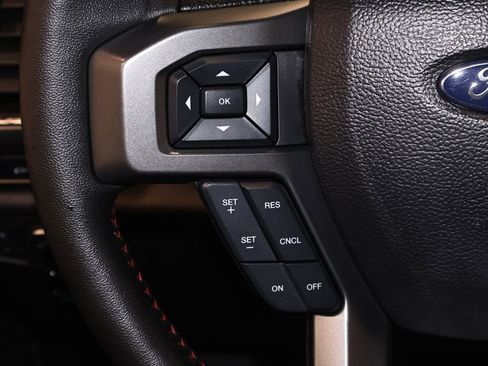 Used 2019 Ford F150 Lariat w/ Equipment Group 502A Luxury AWD/4WD image 25