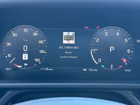 New 2026 Land Rover Defender 110 X-Dynamic SE image 18