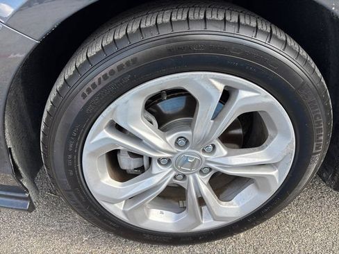 Used 2025 Honda Accord LX image 7