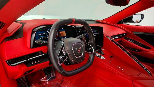 Used 2024 Chevrolet Corvette Stingray Premium Conv RWD image 37