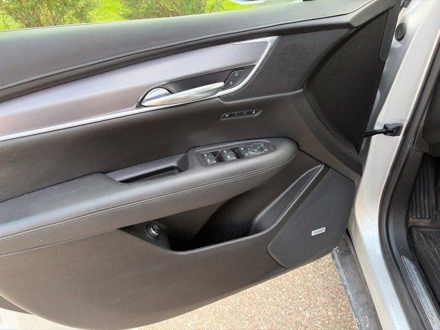 Used 2019 Cadillac XT5 Luxury AWD/4WD image 17