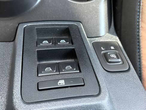 Used 2022 Ford Bronco Outer Banks AWD/4WD image 20