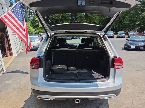 Used 2019 Volkswagen Atlas SE w/ Panoramic Sunroof Package AWD/4WD image 5