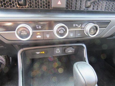 Used 2023 Honda CR-V LX image 32