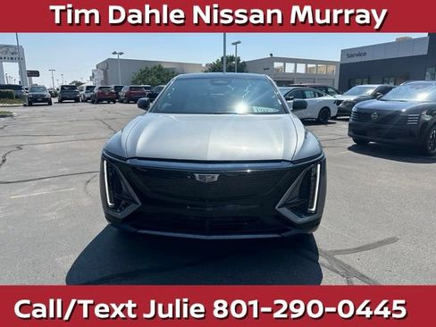Used 2024 Cadillac Lyriq Sport w/ LPO, Floor Liner Package AWD/4WD image 4
