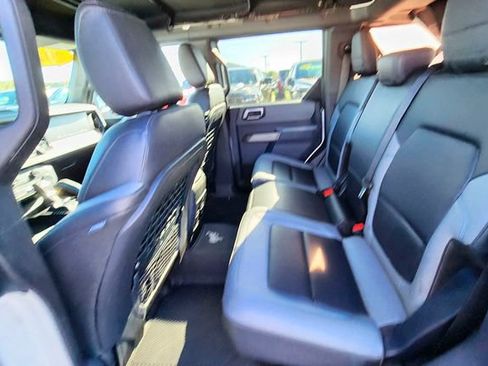 Used 2023 Ford Bronco Black Diamond AWD/4WD image 18