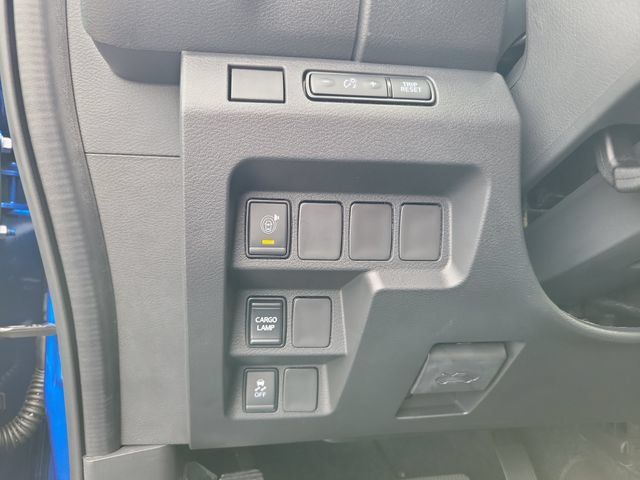 New 2026 Nissan Frontier SV w/ Tow Package AWD/4WD image 17