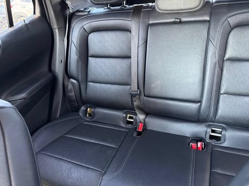 Used 2025 Chevrolet Equinox LT w/ Convenience Package II AWD/4WD image 14