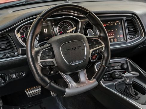 Used 2015 Dodge Challenger SRT w/ Technology Group image 13