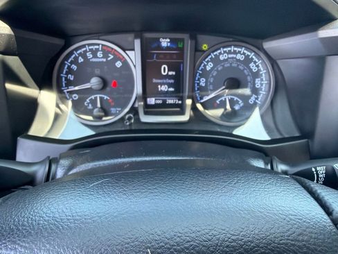 Used 2023 Toyota Tacoma TRD Sport w/ Technology Package RWD image 31
