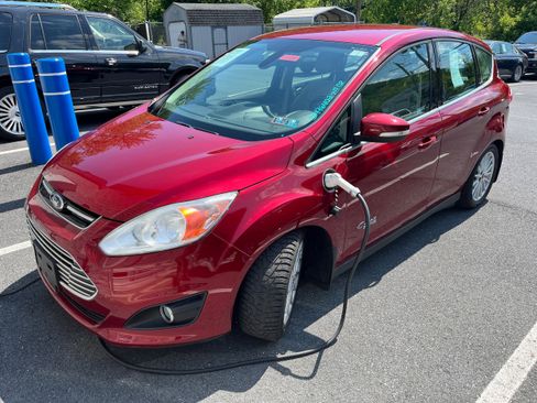 Used 2016 Ford C-MAX Energi SEL w/ Equipment Group 301A FWD image 20