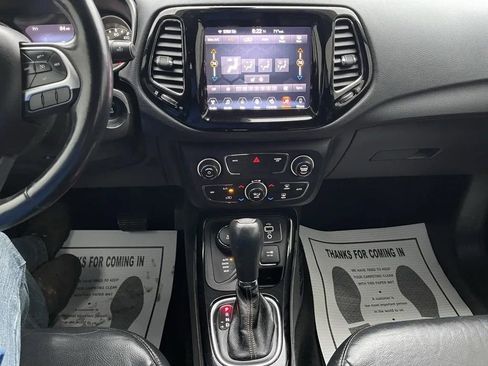 Used 2018 Jeep Compass Limited w/ Navigation Group image 32