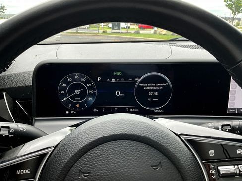 Used 2024 Kia Seltos S AWD/4WD image 13