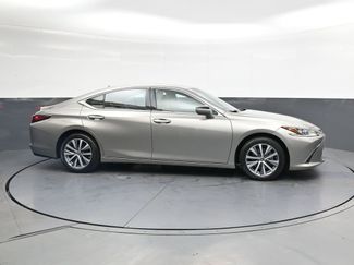 Used 2021 Lexus ES 350 w/ Accessory Package 2 FWD video 3