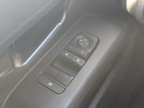 Used 2024 Toyota Tacoma SR image 13