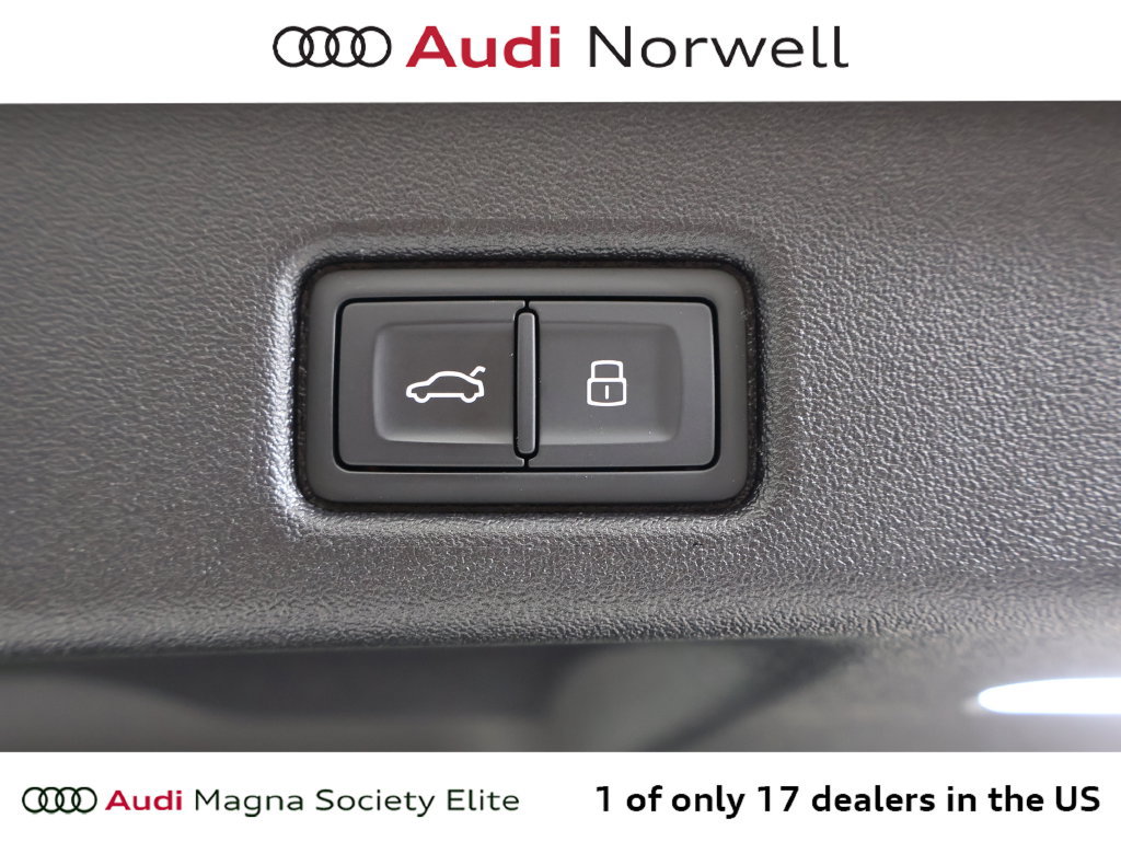 Used 2025 Audi Q5 Prestige AWD/4WD image 17