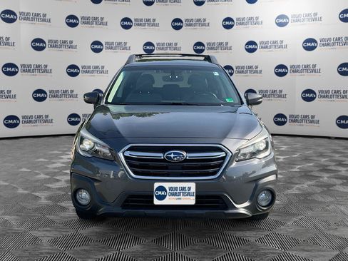 Used 2019 Subaru Outback 2.5i Limited AWD/4WD image 8
