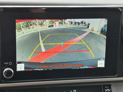 Used 2025 Toyota Camry LE FWD image 21